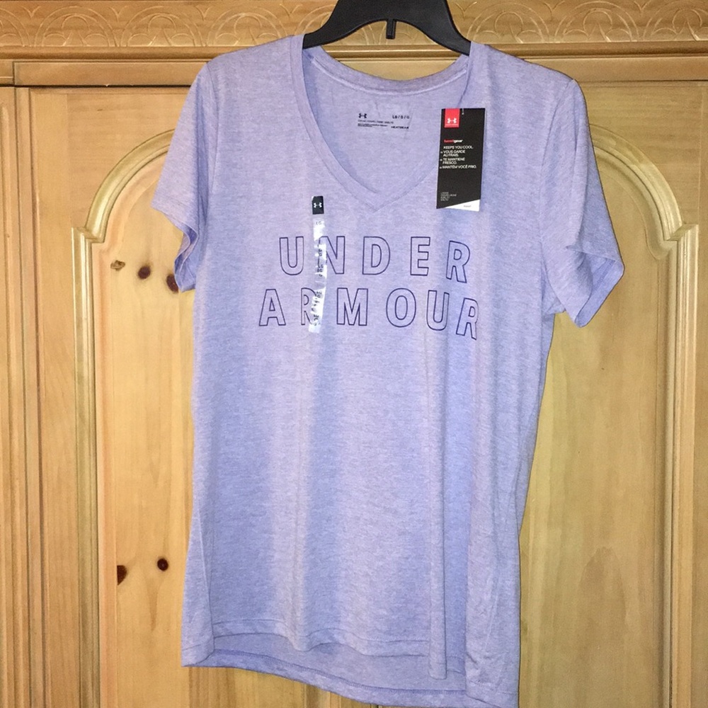 Under Armor t shirt
